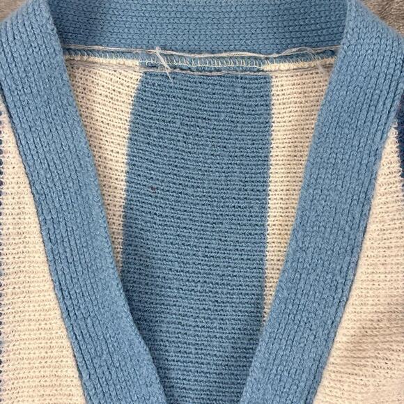 True Vintage 1950’s Blue/White Striped Button-up Cardigan Size M-L - Picture 3 of 7